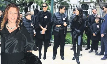 Gıyaben veda ettiler