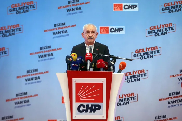 kemal-kilicdaroglu-selahattin-demirtas-ve-osman-kavala-serbest-kalsin-istiyorsaniz-bize-katilacaksiniz-1653744087281.jpg Kemal Kılıçdaroğlu: Selahattin Demirtaş ve Osman Kavala serbest kalsın istiyorsanız bize katılacaksınız!