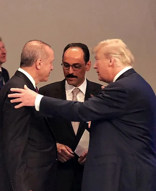 Erdoğan, Trump ve Macron'dan NATO zirvesinde samimi sohbet