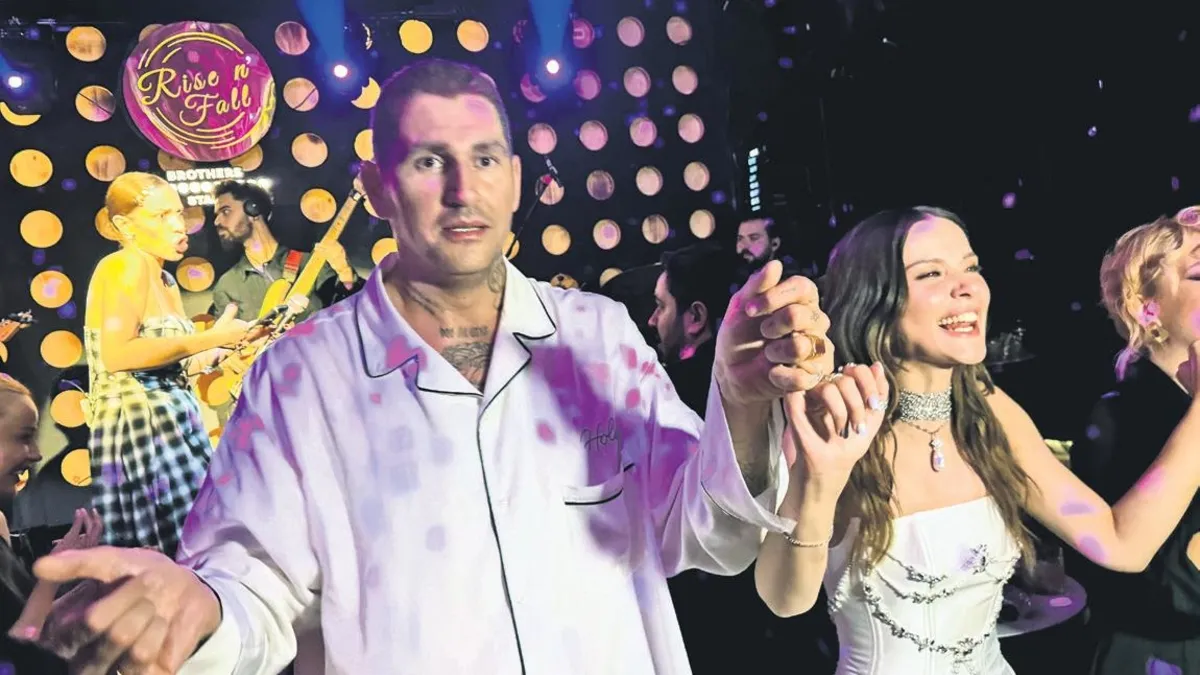 ‘Yakınlarımızla en mutlu anımızı paylaştık’ ‘Yakınlarımızla en mutlu anımızı paylaştık’