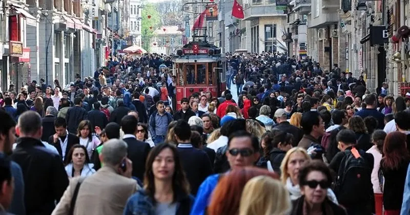 Rüyada kalabalık görmek ne anlama gelir? Rüyada Kalabalık görmek ...