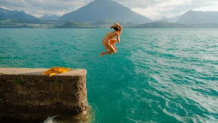 Bir atlayışla hayatınız kararabilir! Uzmandan tatilcilere hayati uyarı!