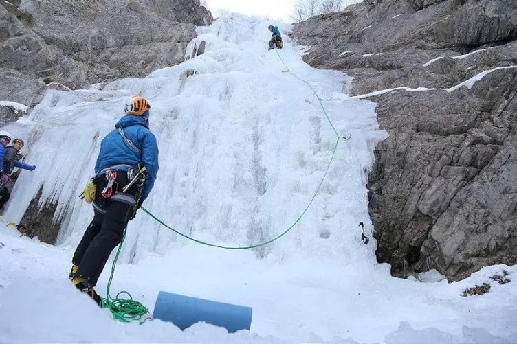 Erzurum’da Uluslararası Buz Tırmanış Festivali başladı