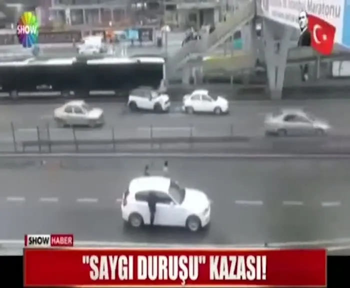Saygı duruşu kazası böyle görüntülendi