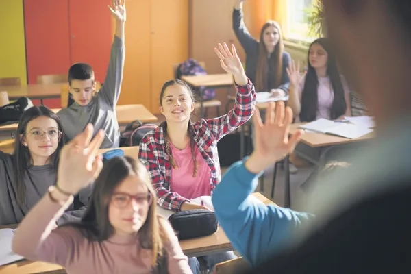 universite-yolunda-yerel-lise-farki-1783448552872.jpeg