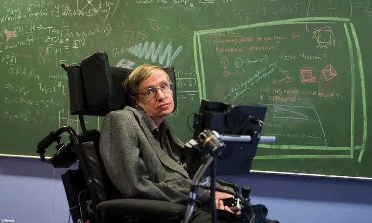 Stephen Hawking’in en değerli eşyası: Kara tahtanın sırrı...