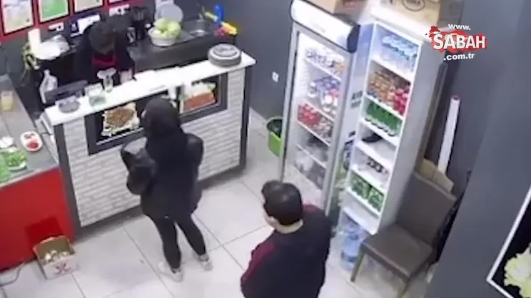 Küçükçekmece’de çiğ köfte alan genç kadını taciz, şüpheli gözaltında