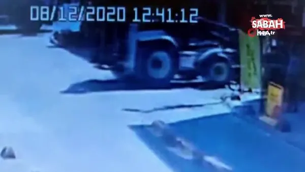 İstanbul’un göbeğinde kepçe dehşeti kamerada | Video