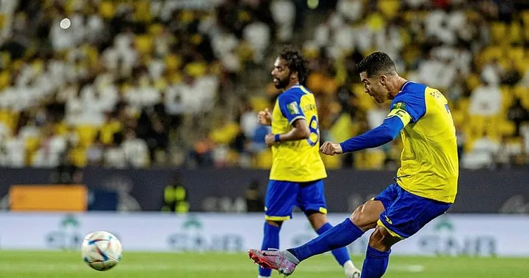 Son dakika haberi: Cristiano Ronaldo kaleciyi frikikten avladı! Al Nassr geriden geldi 3 puanı kaptı...