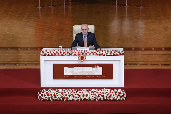 terorsuz-turkiye-komisyonu-3-kez-toplaniyor-ak-parti-chp-ve-dem-partinin-uye-sayisi-degisti-1754979503260.jpeg Terörsüz Türkiye Komisyonu 3. kez toplanıyor: AK Parti, CHP ve DEM Parti’nin üye sayısı değişti