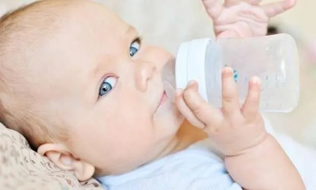 Biberonla içilen süt bebeğinizin…