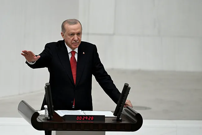 baskan-erdogandan-fon-sorunu-ilgili-net-mesaj-meseleyi-suratle-cozuyoruz-1790857174896.jpeg Başkan Erdoğan’dan fon sorunuyla ilgili net mesaj: Meseleyi süratle çözüyoruz