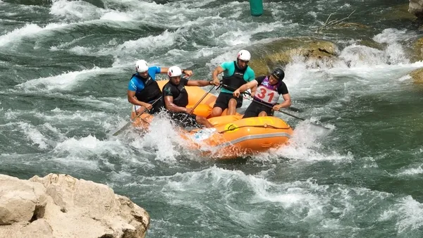 tuncelide-rafting-turkiye-sampiyonasi-super-kupa-yarislari-heyecani-yasandi-1753895422410.jpg