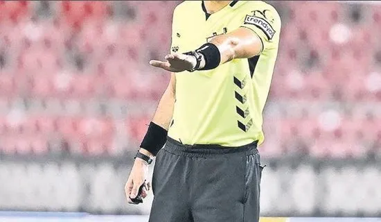 turk-futbolundaki-bahis-hakem-kaleci-ucgeni-saka-mi-1761928301083.jpeg