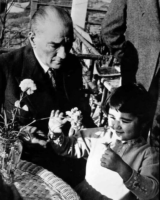 Ulu Önder Gazi Mustafa Kemal Atatürk resimleri! 10 Kasım Mustafa Kemal Atatürk’ün en özel fotoğrafları...