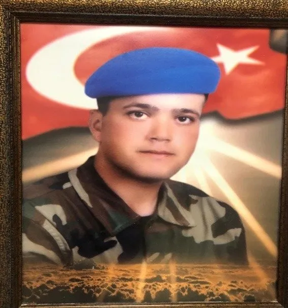 sehit-esi-cumhurbaskanimizin-aramasi-bizi-cok-mutlu-etti-1757166914263.jpg