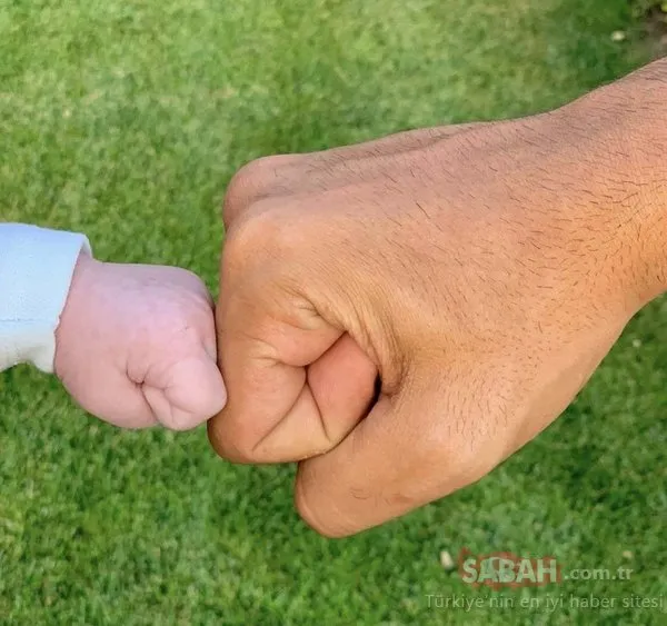Fahriye Evcen ve Burak Özçivit bebeği Karan'ın videosunu paylaştı!