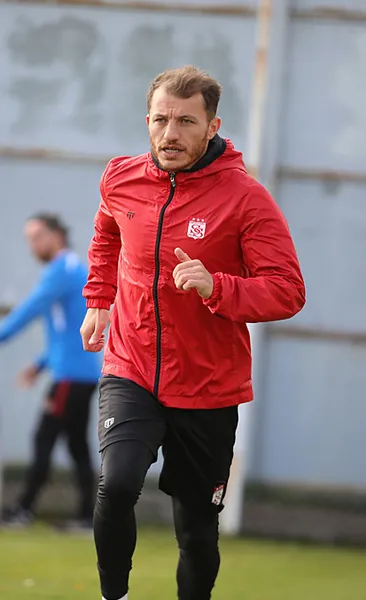 Ziya Erdal, Sivasspor’a geri döndü!