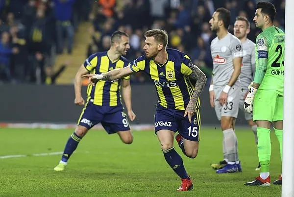 Fenerbahçe’nin yeni stoperi...
