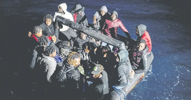 Denizin ortasında ölümün kıyısında