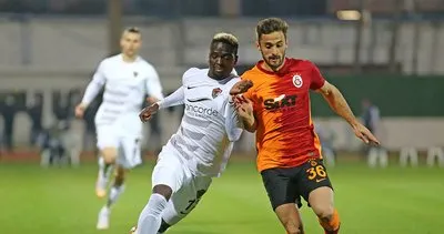 Son Dakika: Galatasaray’da ilk ayrılık duyuruldu!