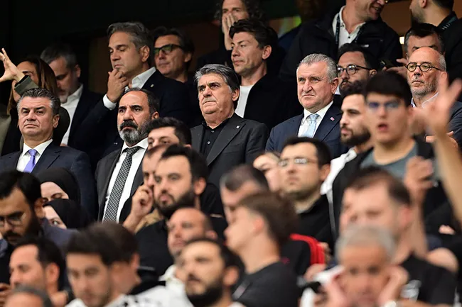 canli-besiktas-marsilya-maci-kartal-avrupada-zafer-pesinde-1789674457814.jpg