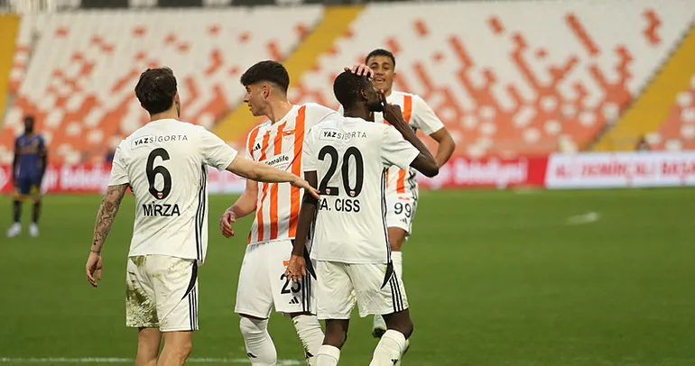 Adanaspor, Ankaragücü’nü iki golle devirdi!