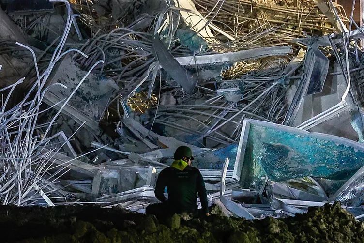 Myanmar deprem felaketinde ölü sayısı yükseliyor! Binalarda büyük hasar: Binlerce kişi yerinden olacak!