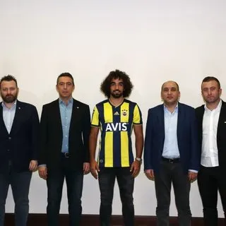 Fenerbahçe, Sadık Çiftpınar transferini resmen duyurdu