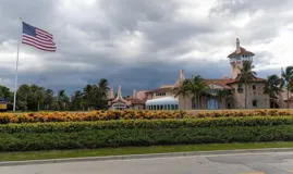 Trump’ın malikanesine silahla girmeye çalıştı