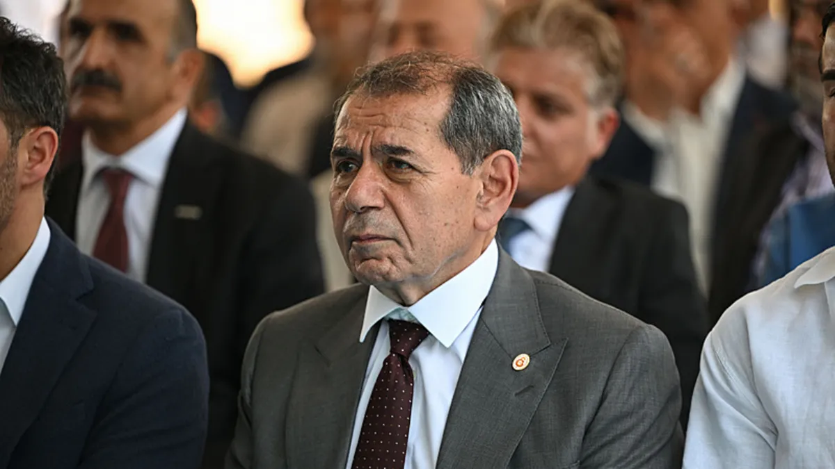 Dursun Özbek: Kulübün Geleceği Alkıştan Önemli