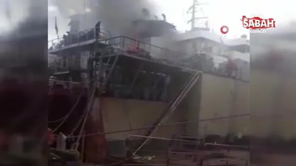 Tuzla'daki tersanede gemi yangını | Video
