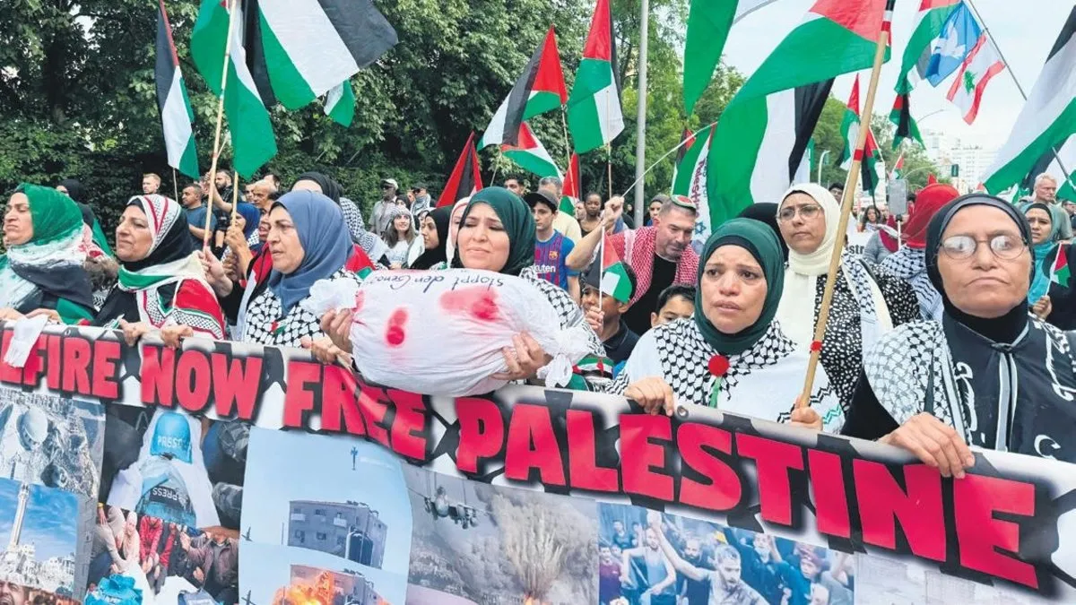 Berlin’de Filistin’e destek yürüyüşü