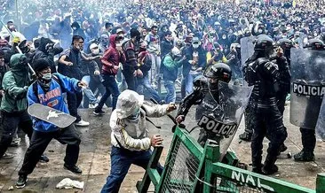 Kolombiya’daki olaylı protesto! Ortalık savaş alanına döndü