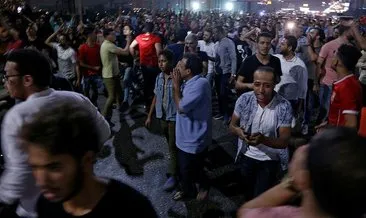 Darbeci Sisi’nin protesto korkusu Mısır’da Tahrir meydanı kapattırdı!