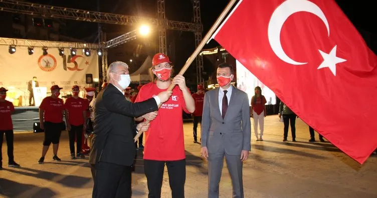 Kırşehirliler demokrasi nöbetinde buluştu