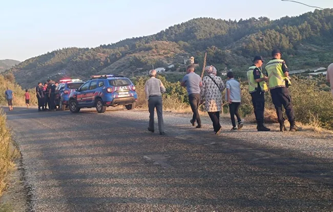 manisada-feci-kaza-arac-dereye-uctu-3-yarali-1722459353087.jpg