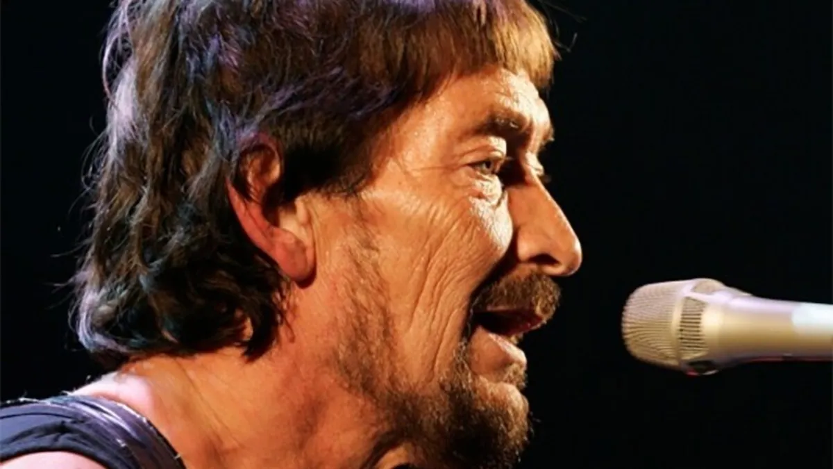 İngiliz şarkıcı Chris Rea 74 yaşında hayatını kaybetti İngiliz şarkıcı Chris Rea 74 yaşında hayatını kaybetti