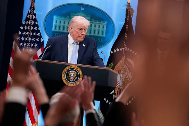 son-dakika-trumptan-yeni-aciklama-iran-bir-gecede-yok-edilebilir-1775499707592.jpeg SON DAKİKA | Trump'tan yeni açıklama: İran bir gecede yok edilebilir