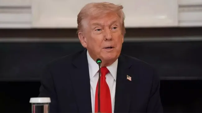 trump-silah-uretiminin-artirilmasi-icin-savunma-sirketleriyle-gorustu-1772836365025.jpeg Trump silah üretiminin artırılması için savunma şirketleriyle görüştü!