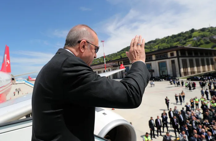 son-dakika-rize-artvin-havalimani-acildi-baskan-erdogan-bu-mucadeleyi-basariya-ulastiracagiz-1652533551225.jpg