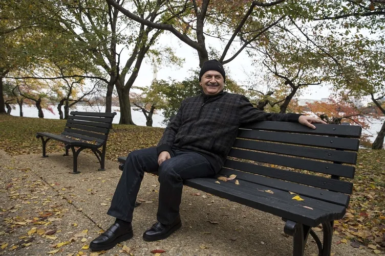 Başbakan Yıldırım ABD'de gazetecilerle sabah yürüyüşüne çıktı