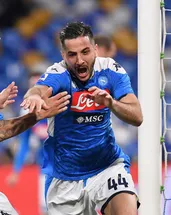 Napoli seriyi 3 maça çıkardı