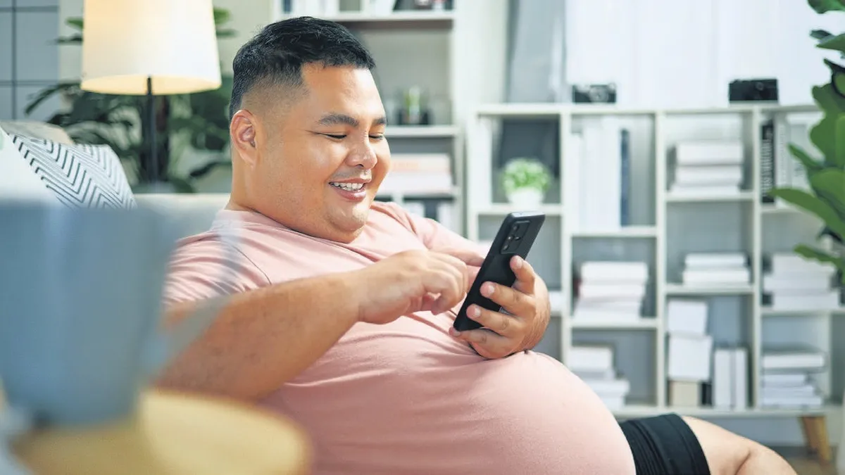 Çağın yeni tehlikesi ‘dijital obezite’ Çağın yeni tehlikesi ‘dijital obezite’