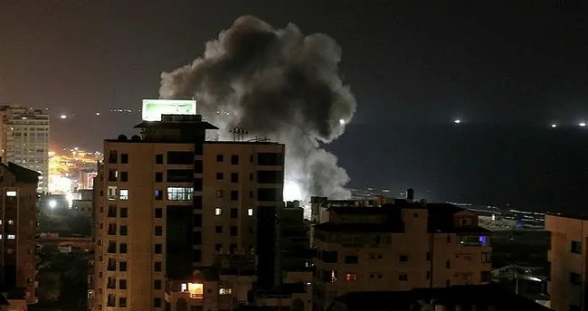 israil den gazze ye hava saldirisi