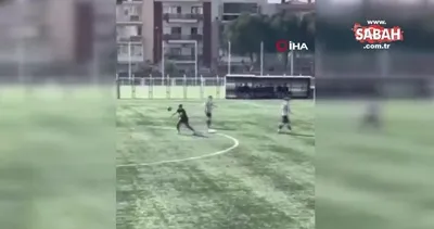 Sahaya girip oyunculara saldıran şahıs yakalandı
