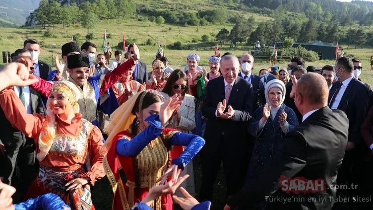 Şuşa ziyaretine damga vuran an! Aliyev’den Başkan Erdoğan’a sürpriz hediye