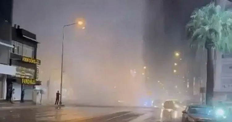 İzmir’de ana su borusu patladı! Cadde göle döndü