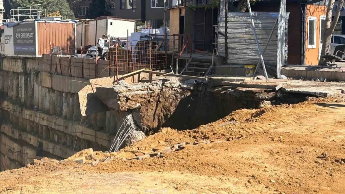 Fenerbahçe Chobani Stadyumu yanındaki inşaatta korkutan çökme Fenerbahçe Chobani Stadyumu yanındaki inşaatta korkutan çökme