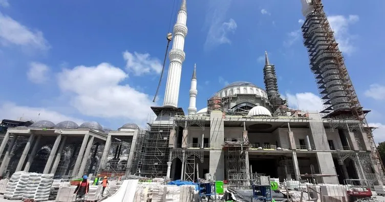 Cumhurbaşkanı Erdoğan’ın yakında Barbaros Camii’ni açacağız açıklamasından sonra çalışmalar hızlandı